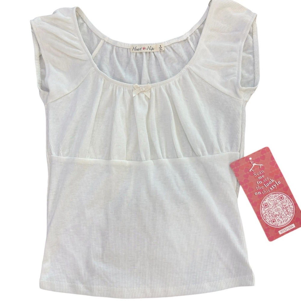 NWT Heart Hips White Ribbed Scoop-Neck Short Sleeve Top with Bow
